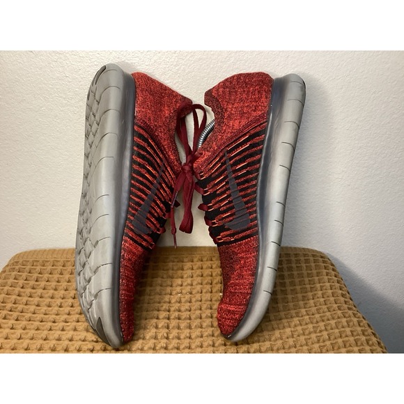 Nike Free RN Flyknit Men Sz 11.5 Blood Orange Red Black Running Shoes 831069-602 - Picture 6 of 8